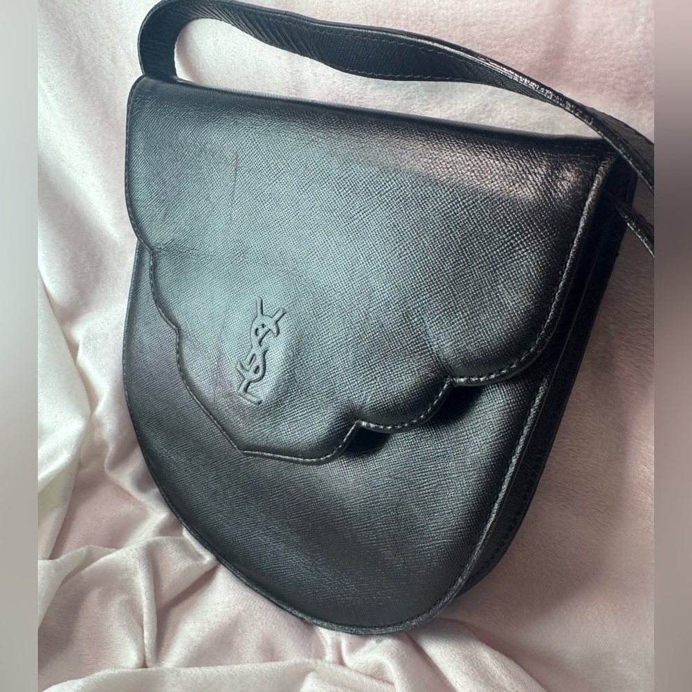 Yves Saint Laurent Saddle Bag Rare Saffiano Scalloped Monogram 80s YSL Crossbody - Picture 6 of 16